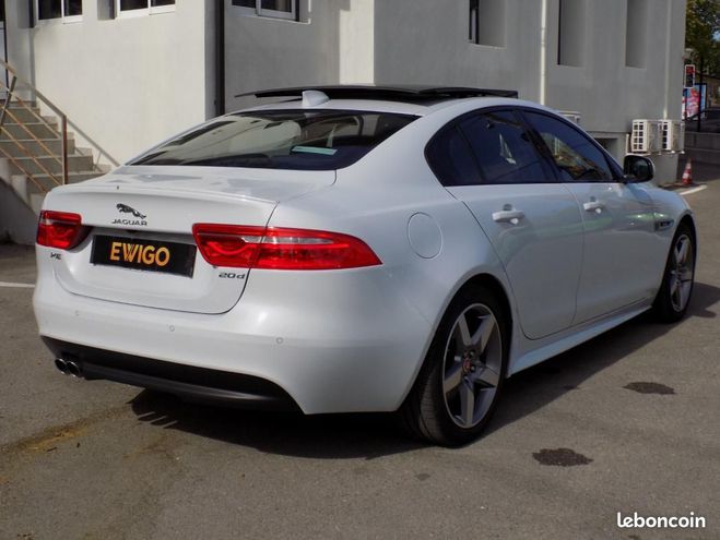 Jaguar XE 2.0 D 180 R-SPORT BVA Blanc de 2016