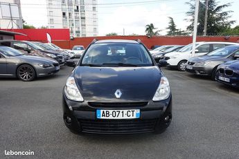  Voir détails -Renault Clio III ESTATE 1.5 DCI 85CH EXPRESSION à Villefranche-sur-Sane (69)