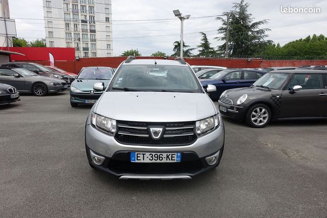 Dacia Sandero 0.9 TCE 90CH STEPWAY AMBIANCE Gris de 2015