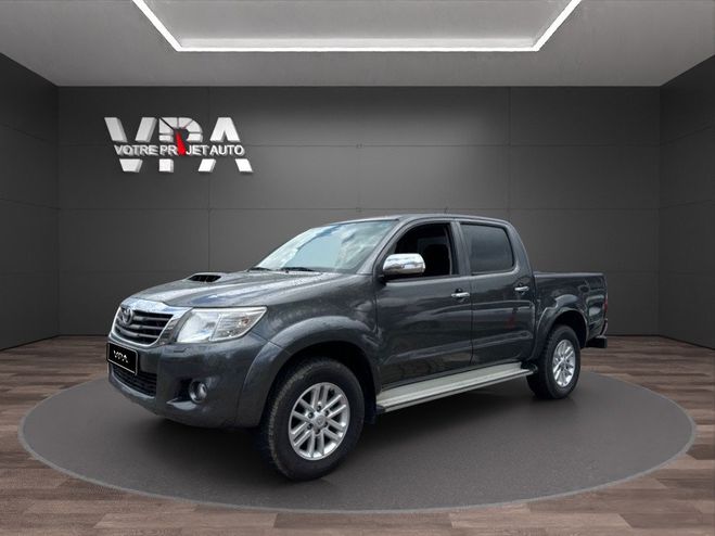 Toyota Hilux 3.0L 171CH DOUBLE CABINE 4WD - ATTELAGE Gris de 2015