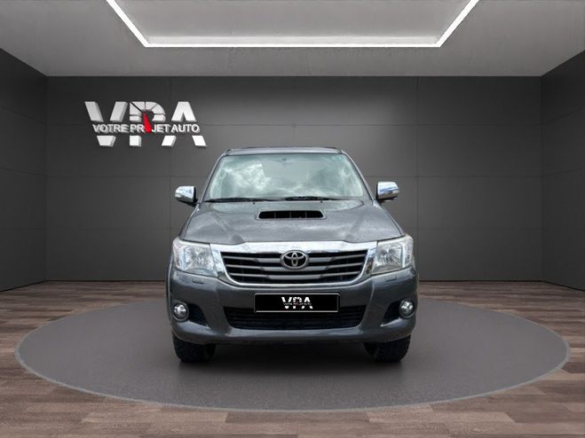 Toyota Hilux 3.0L 171CH DOUBLE CABINE 4WD - ATTELAGE Gris de 2015