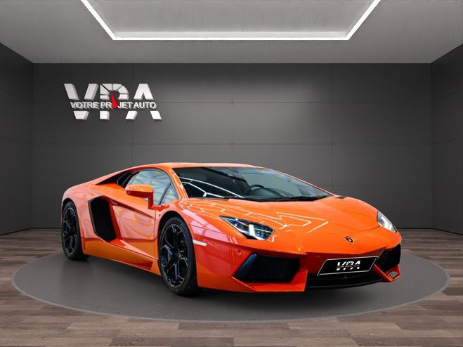 Lamborghini Aventador LP700-4 6.5 V12 700 ch, 4x4, Carbone &am Orange de 2012