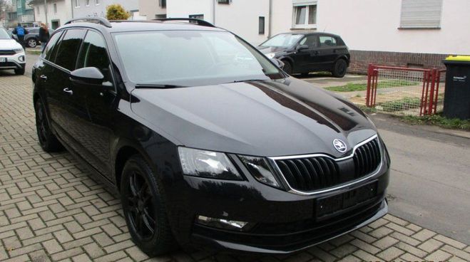 Skoda Octavia 1.6 TDI116 DSG Siges chauffants Attache Noir de 2019