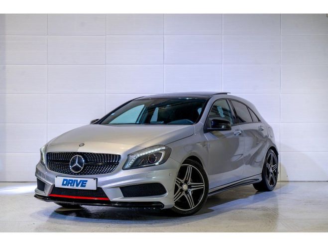 Mercedes Classe A 250 SPORT EDITION 7G-DCT GRIS CLAIR de 2012