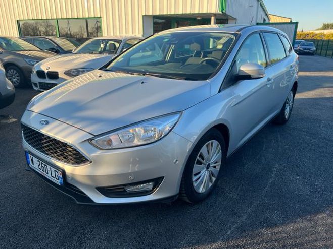 Ford Focus 1.0 EcoBoost 100 SetS Executive Grise de 2018