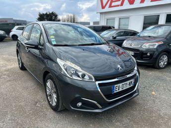  Voir détails -Peugeot 208 1.6 BlueHDi 75ch BVM5 Active à Pussay (91)