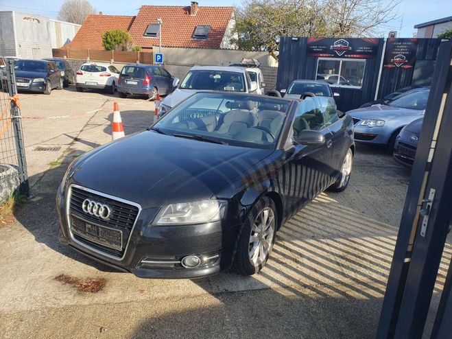 Audi A3 1.2 TFSI 105ch Start/Stop Ambition Noir de 2011