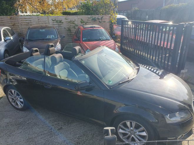Audi A3 1.2 TFSI 105ch Start/Stop Ambition Noir de 2011