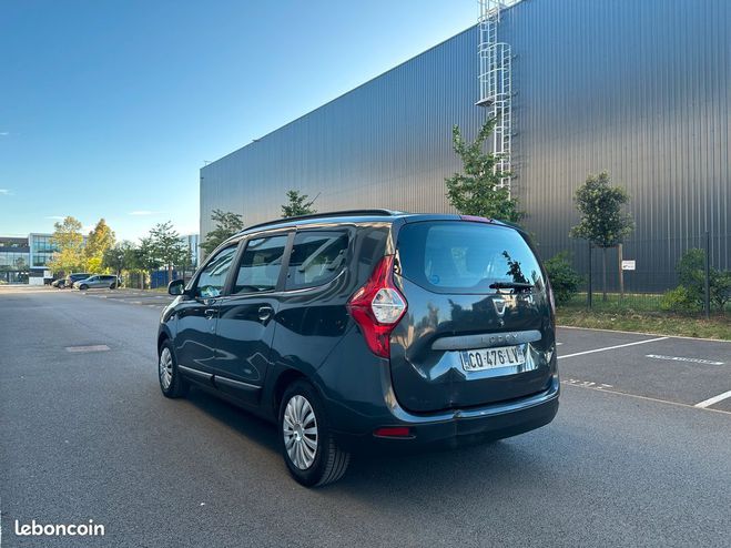 Dacia Lodgy 1.5 dCi 7 Places Finition Laurate 12 MO Gris de 2013