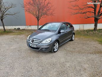  Voir détails -Mercedes Classe B 180 CDI Trs Bon Etat... à Rodez (12)