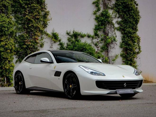 Ferrari GTC4 Lusso GTC4Lusso V12 6.3 690ch Bianco Italia de 2017