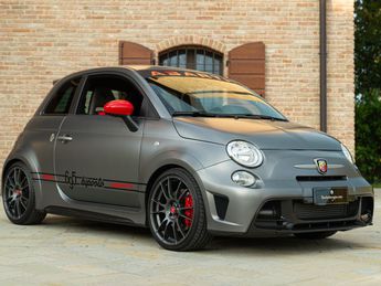  Voir détails -Abarth 695  à Saint-Marcel-de-Flines (42)