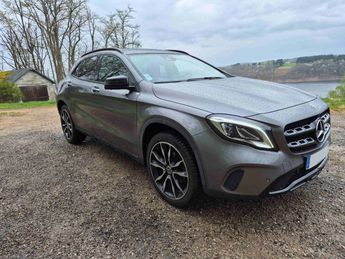  Voir détails -Mercedes Classe GLA Mercedes-Benz I (X156) 200 d 136ch Sensa à Saint-Diry (63)