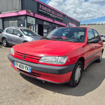  Voir détails -Peugeot 306 1.4 PROFIL 5P 114000KM à Coignires (78)