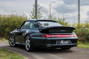  Voir détails -Porsche 911 993 TURBO COUPE MANUAL- BELGIAN FULL HIS à Izegem (88)
