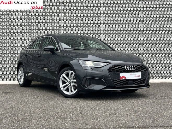 Audi A3 Sportback 30 TDI 116 S tronic 7 Design Gris de 2021