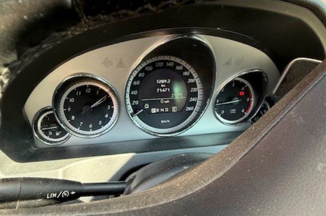 Mercedes Classe E (2) CABRIOLET 220 CDI 170 AMG LINE 7G-TR gris m�tal de 2011