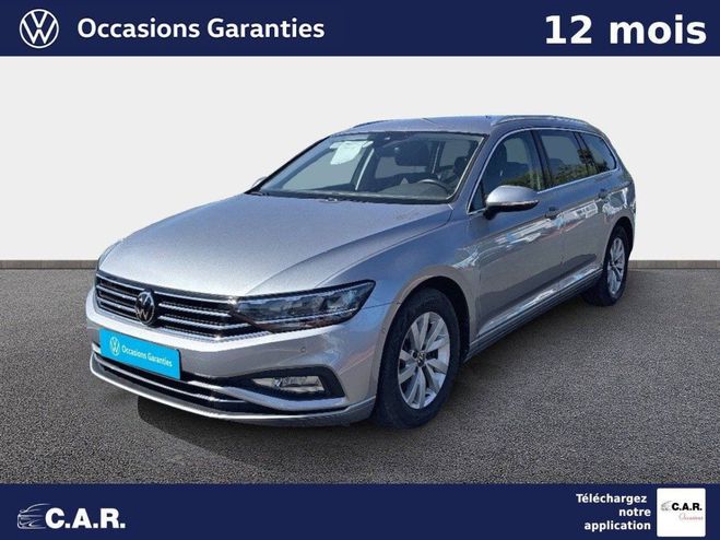 Cliquer pour voir la photo suivante Volkswagen Passat SW SW 2.0 TDI EVO SCR 150 DSG7 Life Plus Gris de 2023