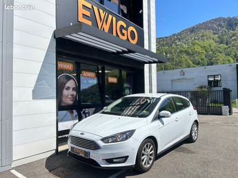  Voir détails -Ford Focus 1.0 125CH TITANIUM APPLE CARPLAY + CAMR à  Le Versoud (38)