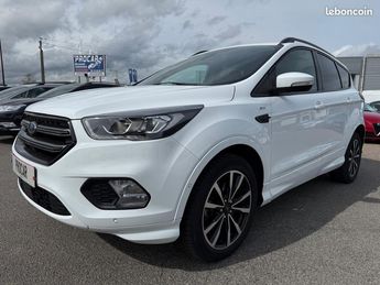  Voir détails -Ford Kuga TDCi 120ch Stop&Start ST-LINE 4X2 E6 à Charmeil (03)