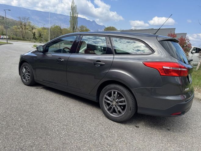 Ford Focus SW 1.0 EcoBoost 105 BVM5 TREND CT OK GRIS ANTHRACITE de 2017