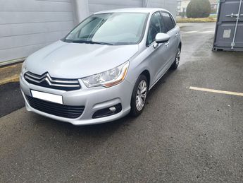  Voir détails -Citroen C4 1.6 16v ATTRACTION CARNET FACTURE à Coignires (78)