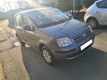  Voir détails -Fiat Panda 1.3  70 CHEVAUX 4 CV à Coignires (78)