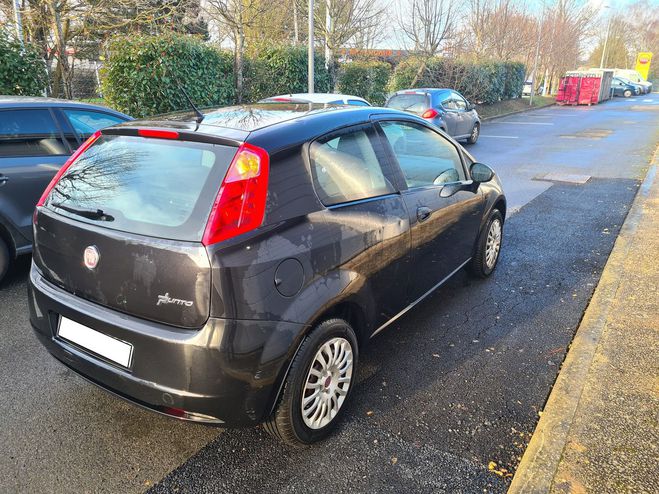 Fiat Punto 1.3 DIESEL 4 CV Noir de 2010