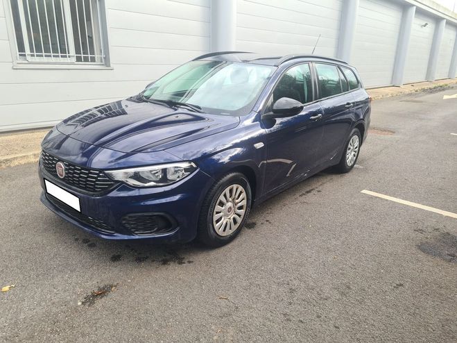 Fiat Tipo SW 1.4 95  CRIT1 PROPRE Bleu de 2017