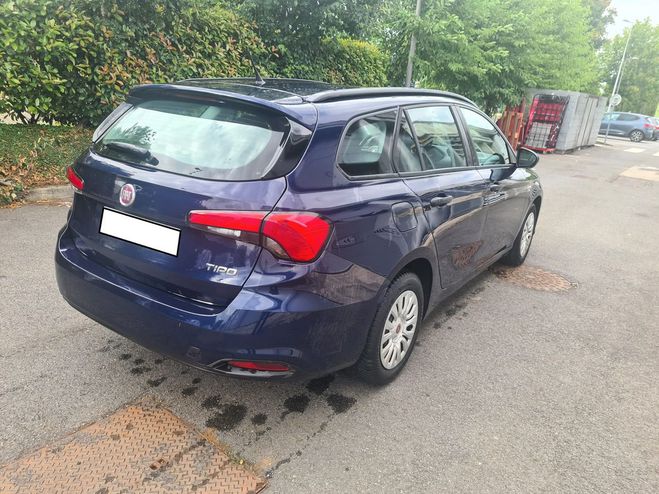 Fiat Tipo SW 1.4 95  CRIT1 PROPRE Bleu de 2017