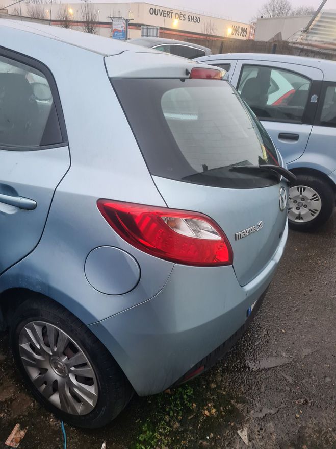 Mazda 2 1.3  5 CV  TRES ECONM Bleu de 2008