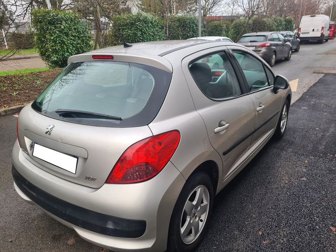 Peugeot 207 1.4  75 CHEVAUX 3500E Gris de 2007