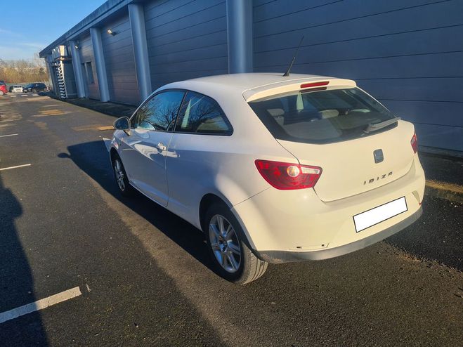 Seat Ibiza iv 75 COPA CRIT 2 Blanc de 2011