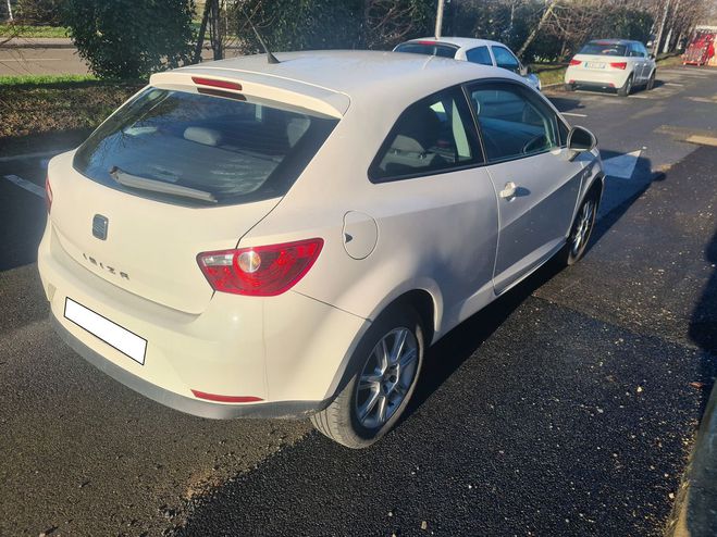Seat Ibiza iv 75 COPA CRIT 2 Blanc de 2011
