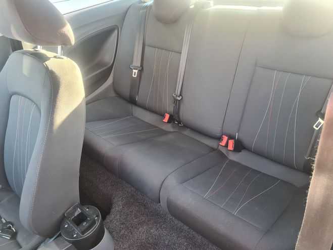 Seat Ibiza iv 75 COPA CRIT 2 Blanc de 2011