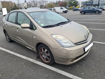  Voir détails -Toyota Prius 1.5 110h à Coignires (78)