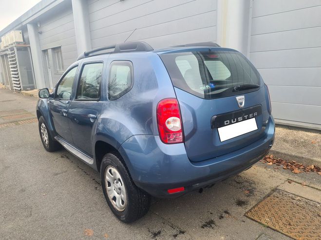 Dacia Duster 1.5 dci 90 CV CRIT 2 6500E CARNET ET SUI Bleu de 2011