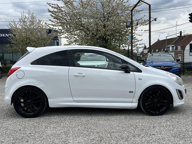 Opel Corsa IV 1.3 CDTI75 FAP Color Edition 3p BLANC de 2011