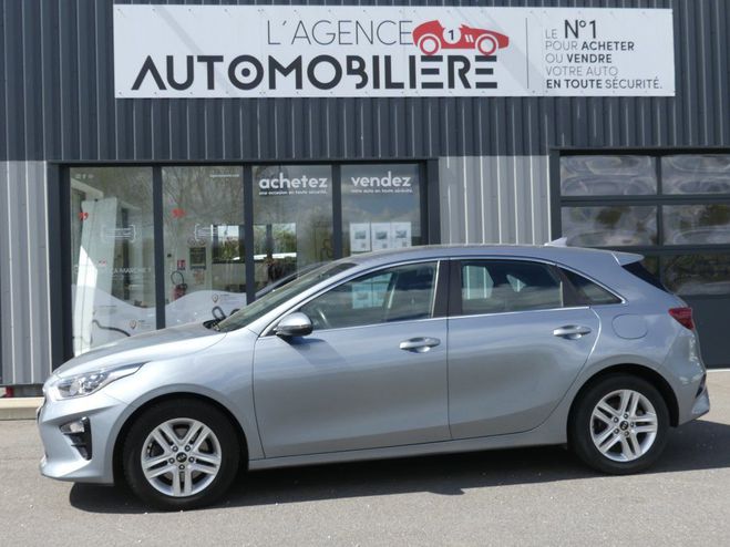 Kia Ceed d Ceed GT LINE 1.5 GDI 160 CV DCT7 Gris de 2021