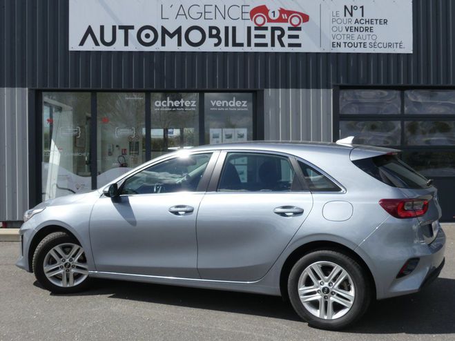 Kia Ceed d Ceed GT LINE 1.5 GDI 160 CV DCT7 Gris de 2021