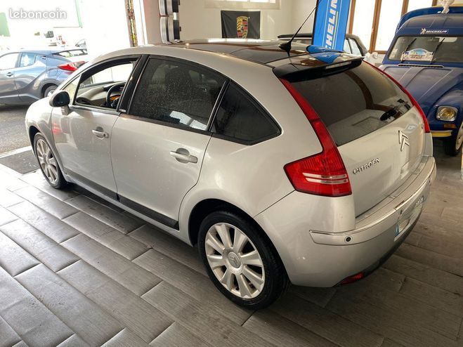 Citroen C4 1.6 hdi 110 exclusive 5 portes Gris de 2005