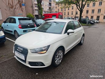  Voir détails -Audi A1 1.6 tdi 105ch ambition 5p à Grenoble (38)