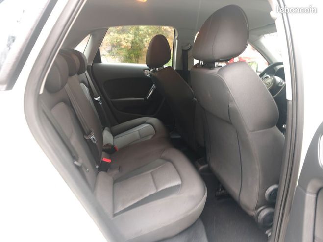 Audi A1 1.6 tdi 105ch ambition 5p Blanc de 2013