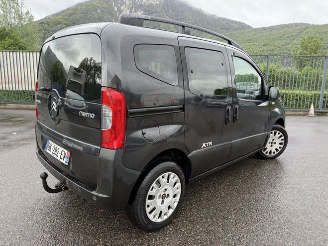 Citroen Nemo 1.3 HDI75 FAP XTR II 5P Gris F de 2011