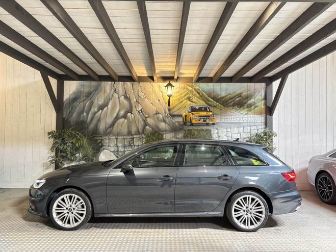 Audi A4 Avant 40 TDI 204 CV AVUS QUATTRO S-TRONI Gris de 2022