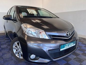  Voir détails -Toyota Yaris 69 VVT-i Tendance à Sannerville (14)