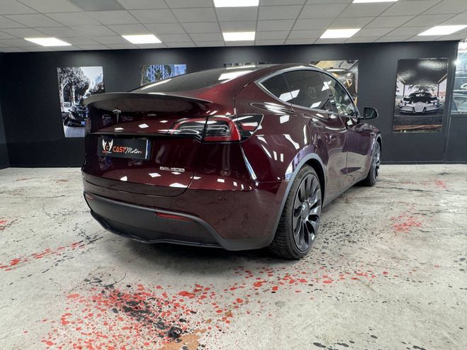 Tesla Model Y PERFORMANCE AWD 534 MIDNIGHT CHERRY ROUGE de 2023