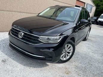  Voir détails -Volkswagen Tiguan 2.0 TDI NEW MODEL 90kw à Merchtem (17)