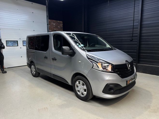 Renault Trafic COMBI L2 dCi 125 Energy Zen Gris de 2016