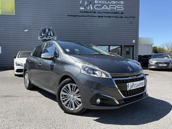  Voir détails -Peugeot 208 1.2i PureTech 12V - 82 BERLINE Allure PH à Chteaubernard (16)